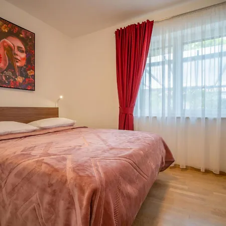 Artatore-1 By Interhome 말리로시니