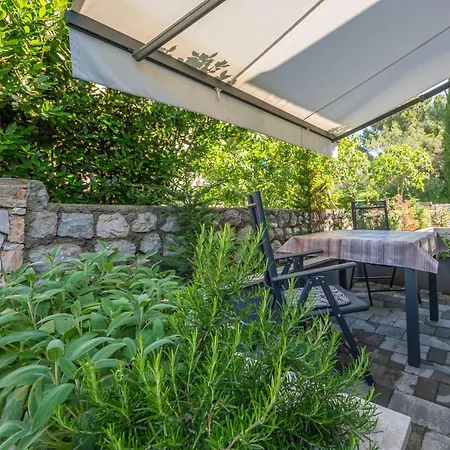 Artatore-1 By Interhome 말리로시니