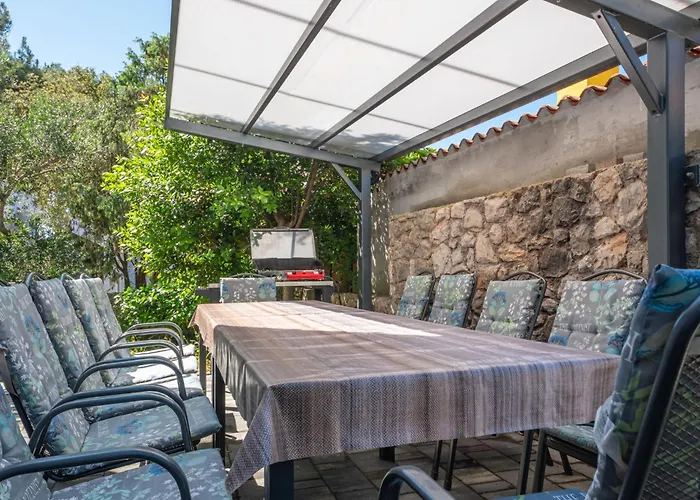Artatore-1 By Interhome * Mali Lošinj